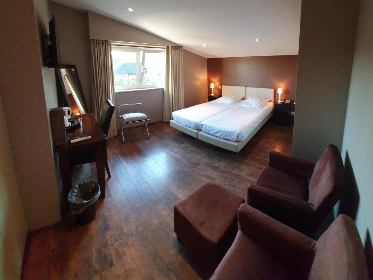 B&B De Edelsteen ซูเทนดาล ภายนอก รูปภาพ