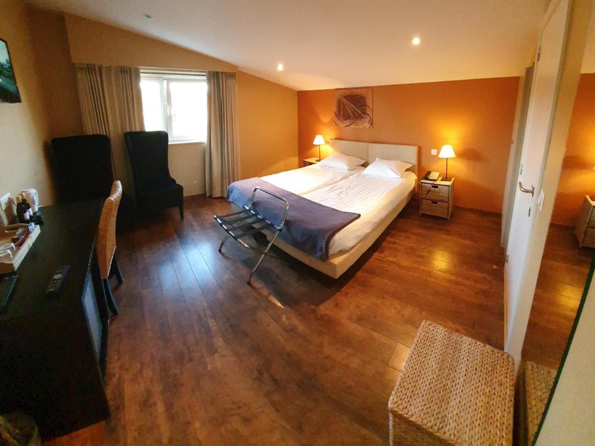 B&B De Edelsteen ซูเทนดาล ภายนอก รูปภาพ